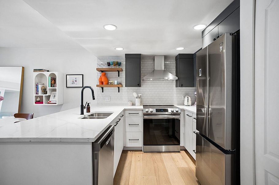 15 3036 W 4th Avenue Vancouver, BC - 13