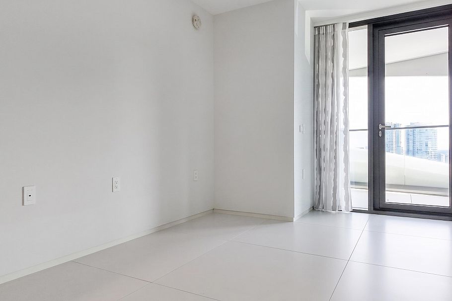 2601 1033 Nelson Street Vancouver, BC - 4
