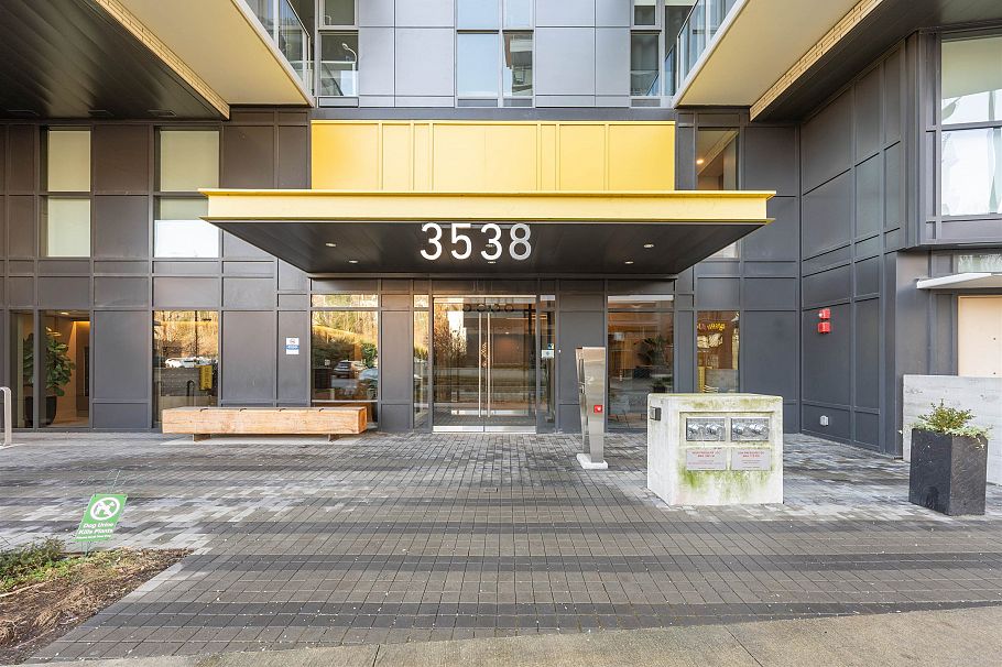 411 3538 Sawmill Crescent Vancouver, BC - 25