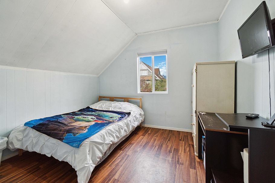 1649 Grant Street Vancouver, BC - 15