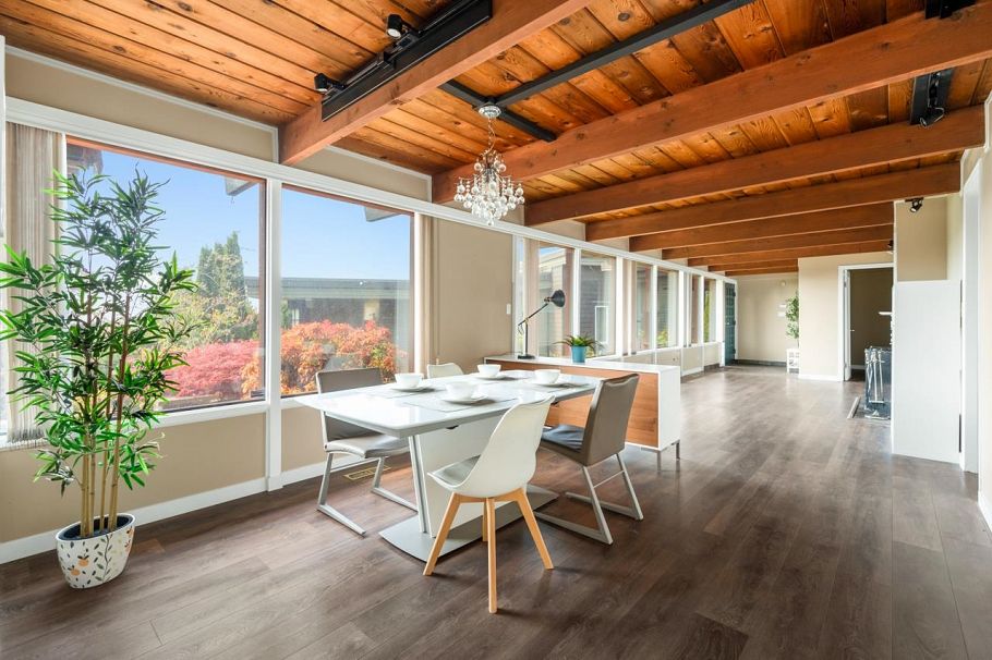 241 W Balmoral Road North Vancouver, BC - 20