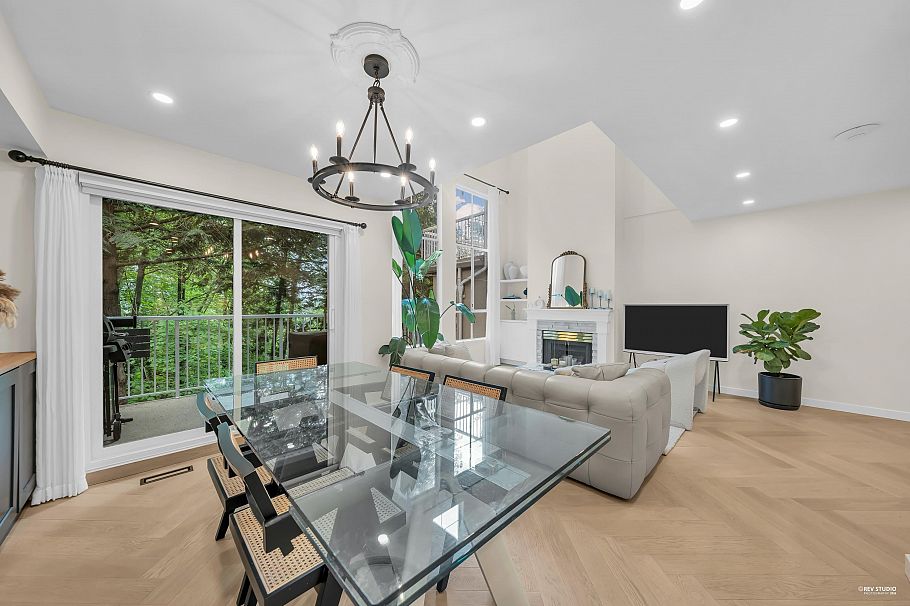 3460 Amberly Place Vancouver, BC - 2