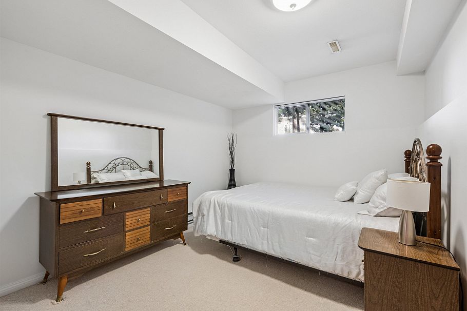3253 Kerrstead Place North Vancouver, BC - 20