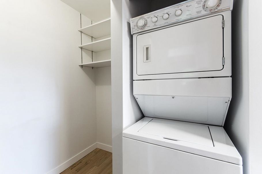 303 1610 Chesterfield Avenue North Vancouver, BC - 11