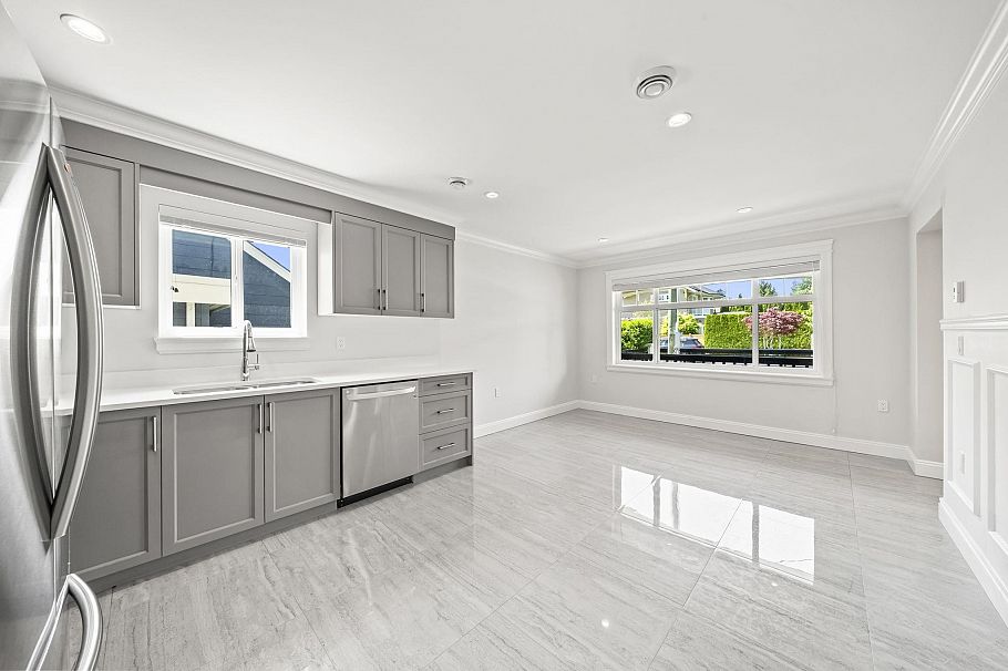 1720 Sutherland Avenue North Vancouver, BC - 19