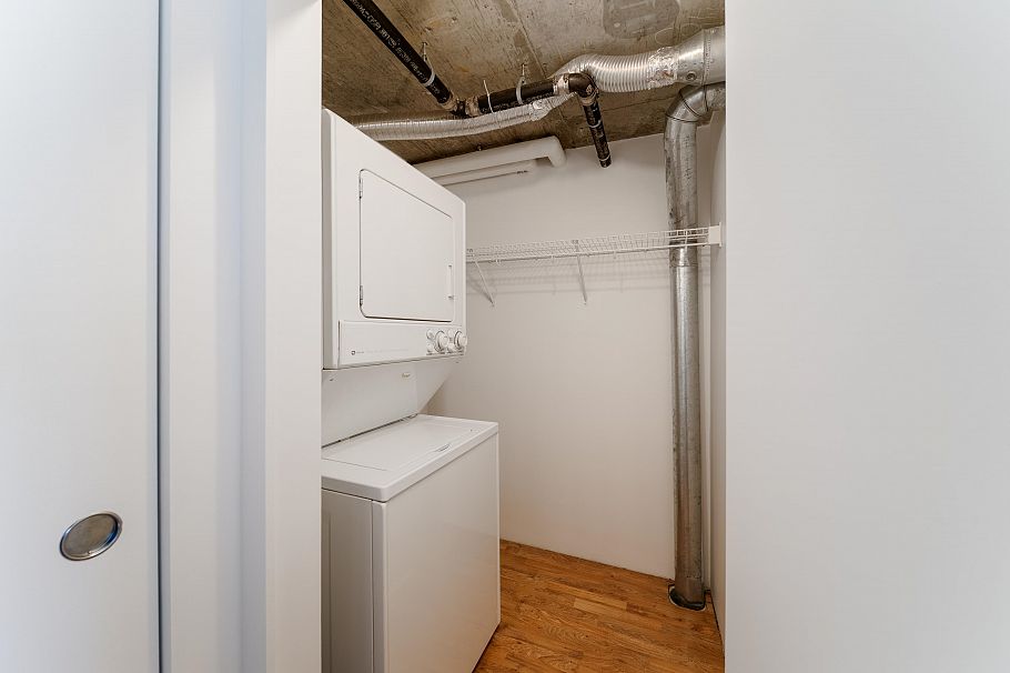431 289 Alexander Street Vancouver, BC - 22