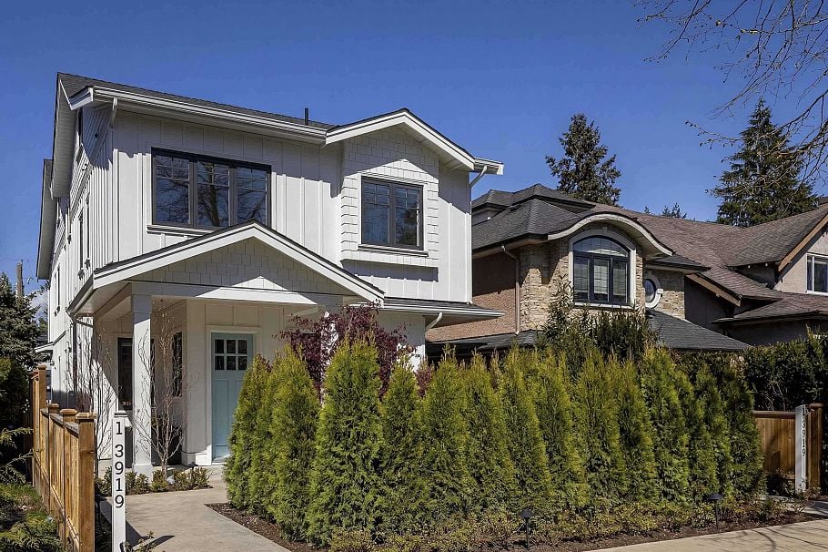 1 3919 W 18th Avenue Vancouver, BC - 1