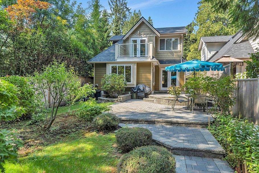 950 Seymour Boulevard North Vancouver, BC - 1