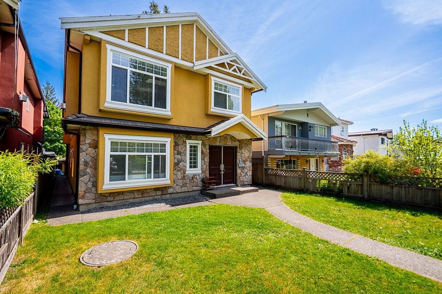 7202 Ross Street Vancouver, BC - 31