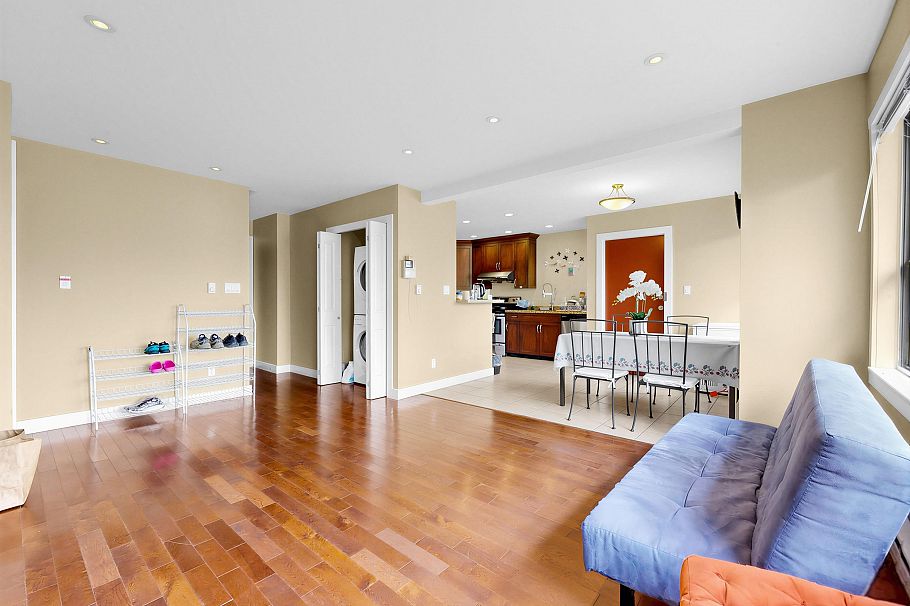 3628 Dunbar Street Vancouver, BC - 4