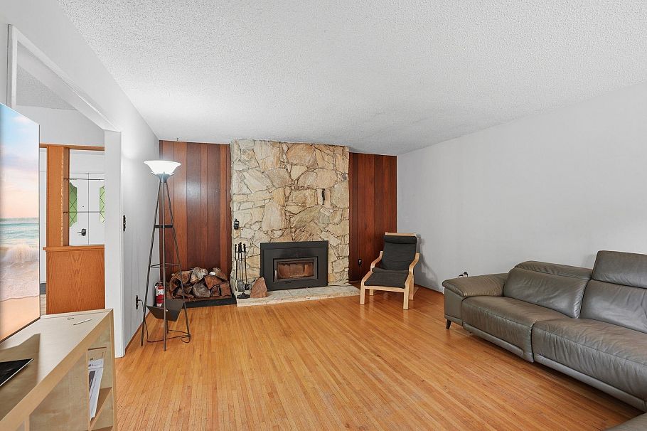 909 Seymour Boulevard North Vancouver, BC - 21