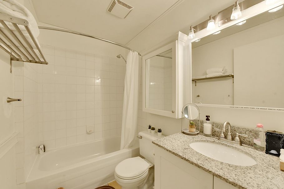 305 350 E 2nd Avenue Vancouver, BC - 18