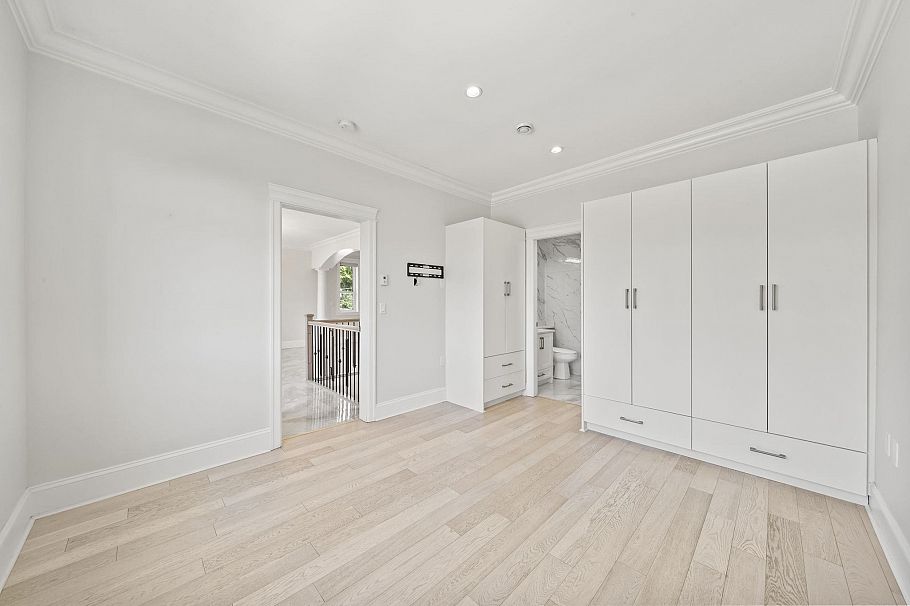 1720 Sutherland Avenue North Vancouver, BC - 5