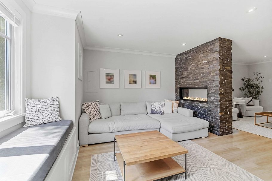 1610 Ross Road North Vancouver, BC - 7