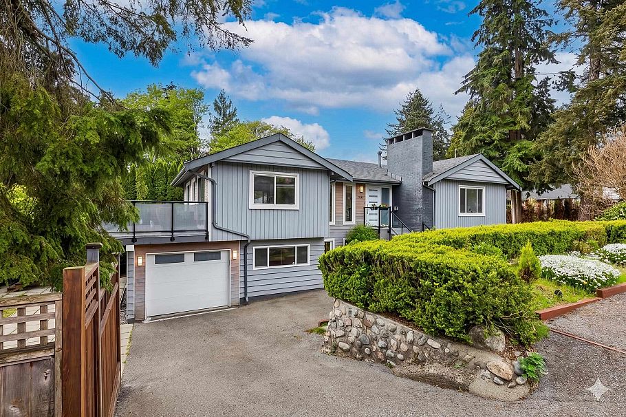 2999 Larson Road North Vancouver, BC - 2