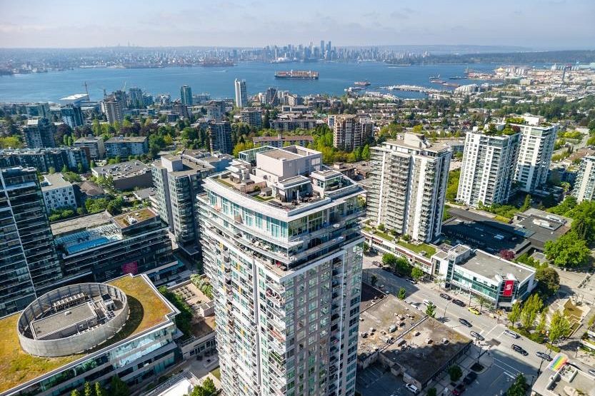 1702 125 14th Street North Vancouver, BC - 4