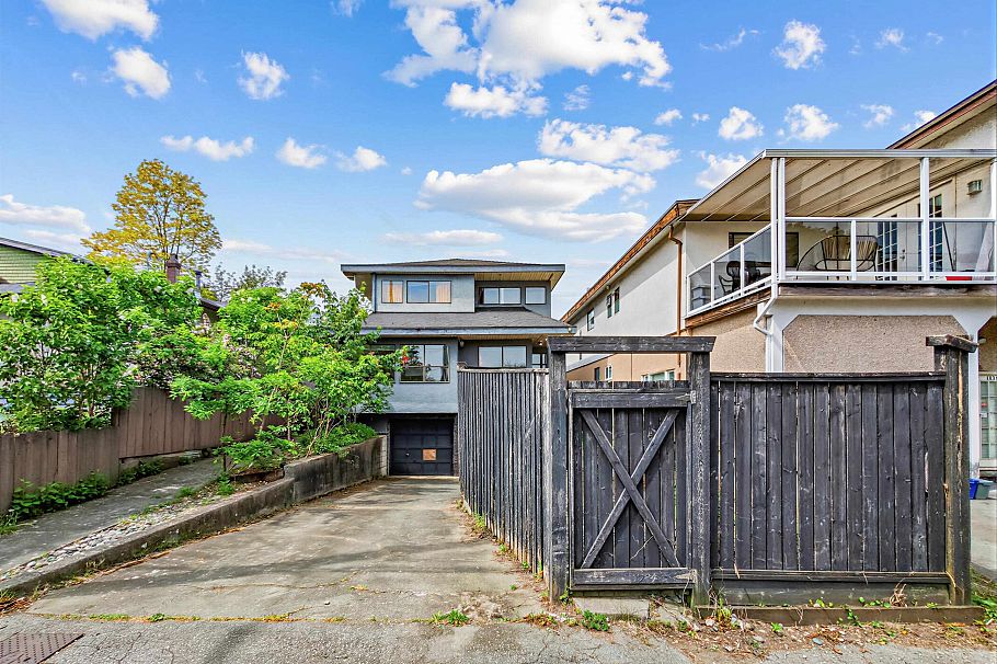 3628 Dunbar Street Vancouver, BC - 40