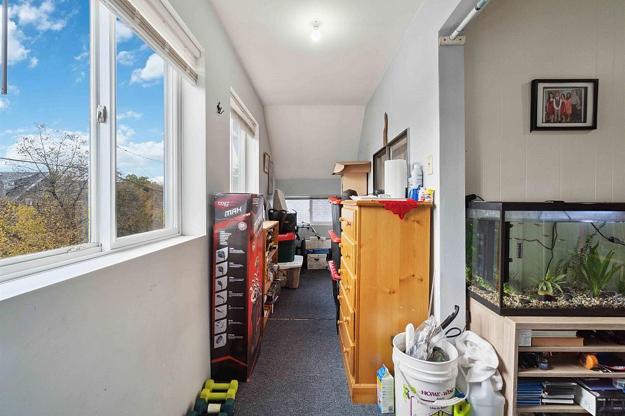 1649 Grant Street Vancouver, BC - 19