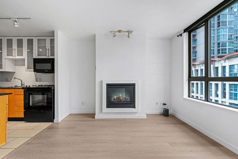 509 1225 Richards Street Vancouver, BC - 22