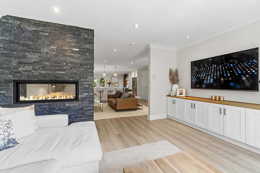 1610 Ross Road North Vancouver, BC - 8