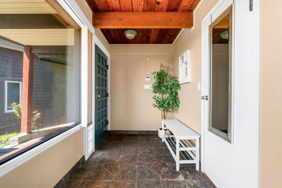 241 W Balmoral Road North Vancouver, BC - 18