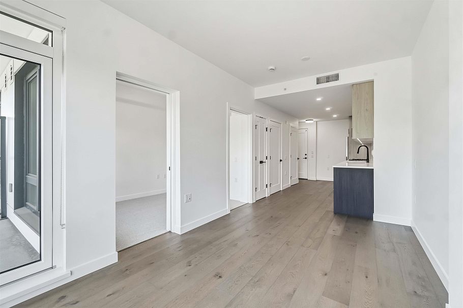 310 6859 Cambie Street Vancouver, BC - 7