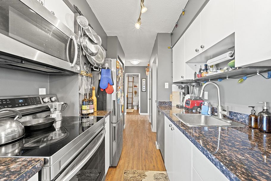 901 2370 W 2nd Avenue Vancouver, BC - 17
