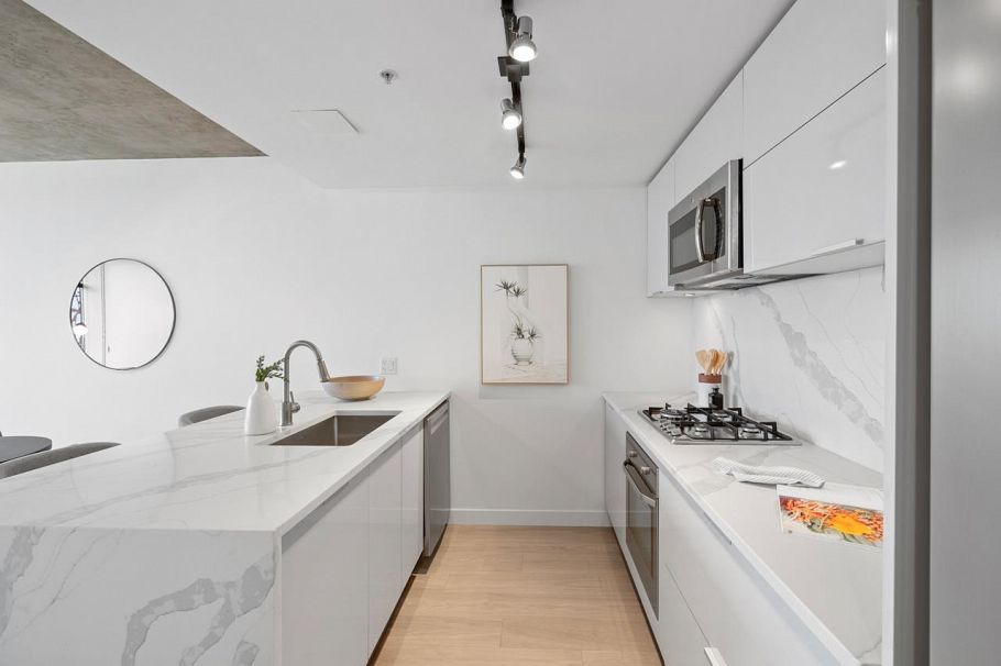 3705 128 W Cordova Street Vancouver, BC - 13