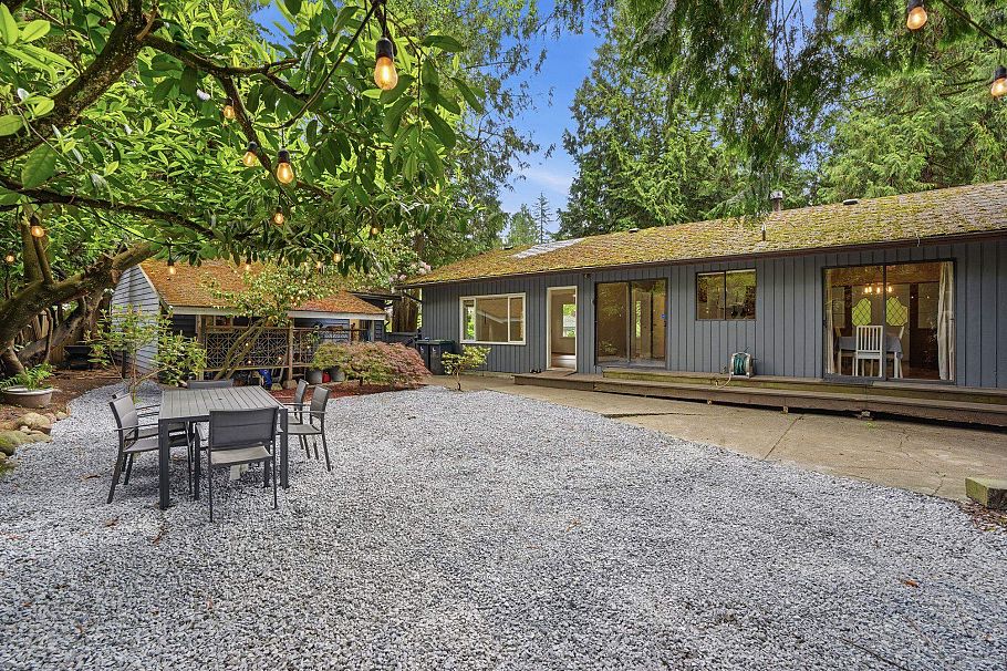 909 Seymour Boulevard North Vancouver, BC - 31