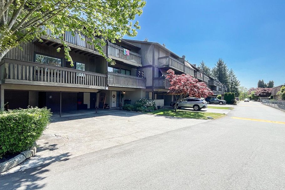 985 Old Lillooet Road North Vancouver, BC - 2