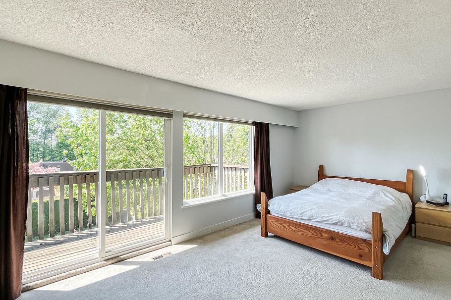 985 Old Lillooet Road North Vancouver, BC - 18