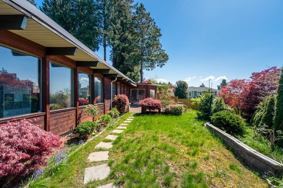 241 W Balmoral Road North Vancouver, BC - 26
