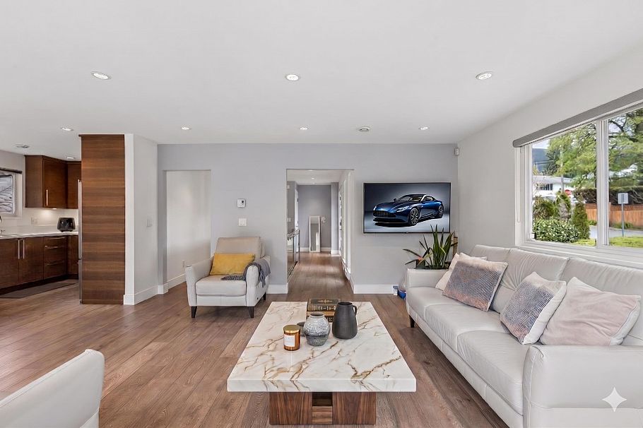 2999 Larson Road North Vancouver, BC - 10