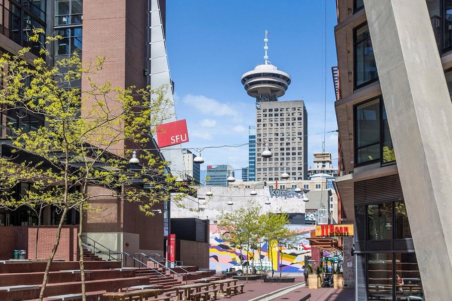 3705 128 W Cordova Street Vancouver, BC - 37