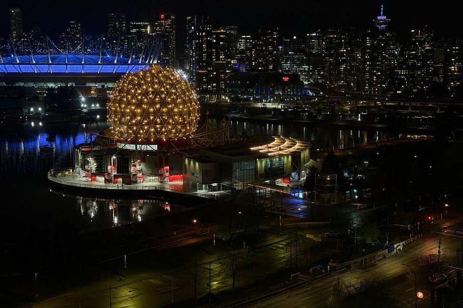 2015 1618 Quebec Street Vancouver, BC - 16