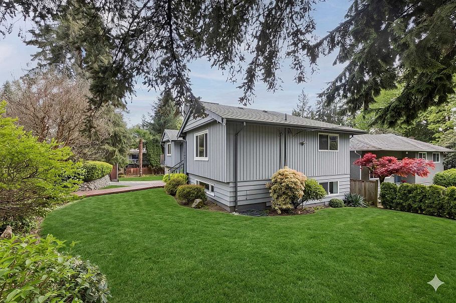 2999 Larson Road North Vancouver, BC - 38