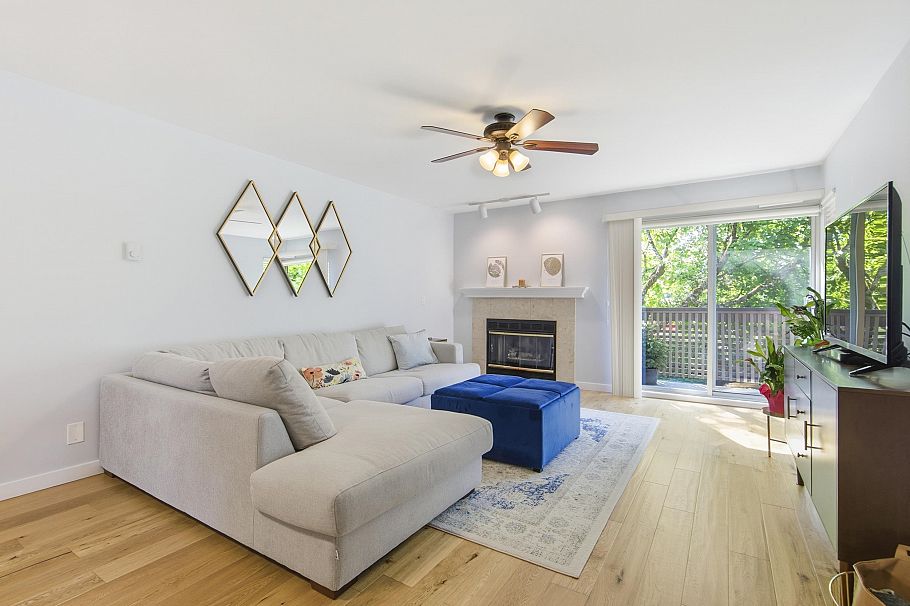 836 Roche Point Drive North Vancouver, BC - 1