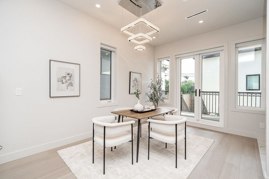 48 E 57th Avenue Vancouver, BC - 5