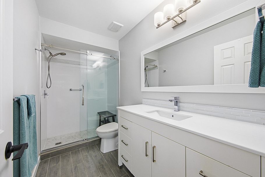 836 Roche Point Drive North Vancouver, BC - 15
