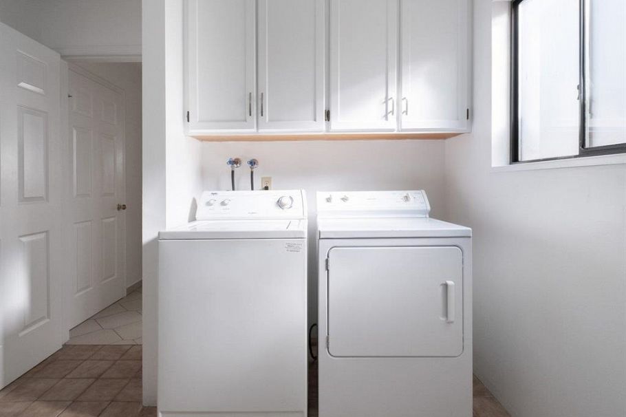 189 W 46th Avenue Vancouver, BC - 26