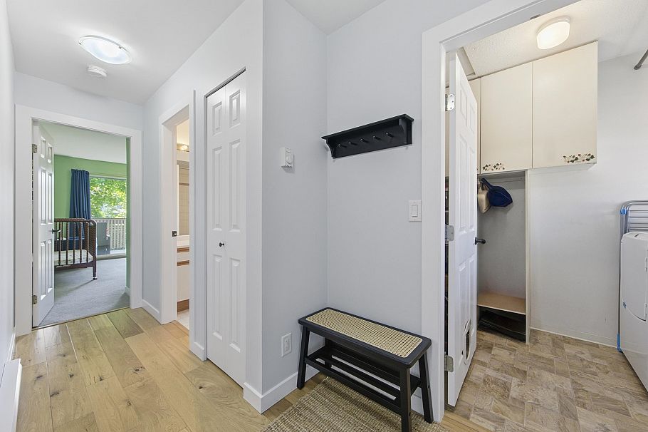 836 Roche Point Drive North Vancouver, BC - 16