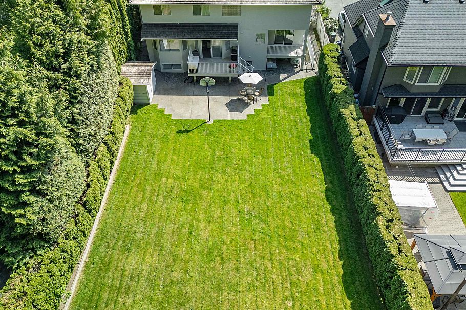 3253 Kerrstead Place North Vancouver, BC - 23
