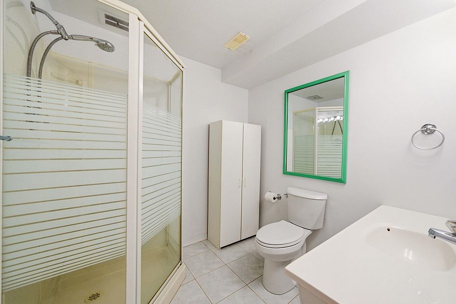 2522 Bronte Drive North Vancouver, BC - 15