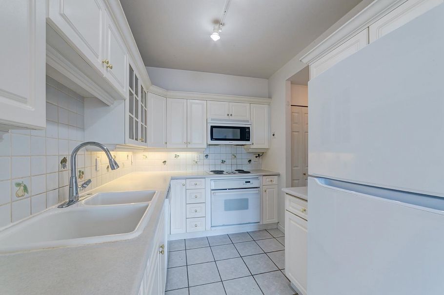 504 2580 Tolmie Street Vancouver, BC - 16