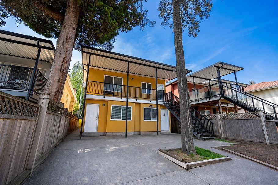 7202 Ross Street Vancouver, BC - 35