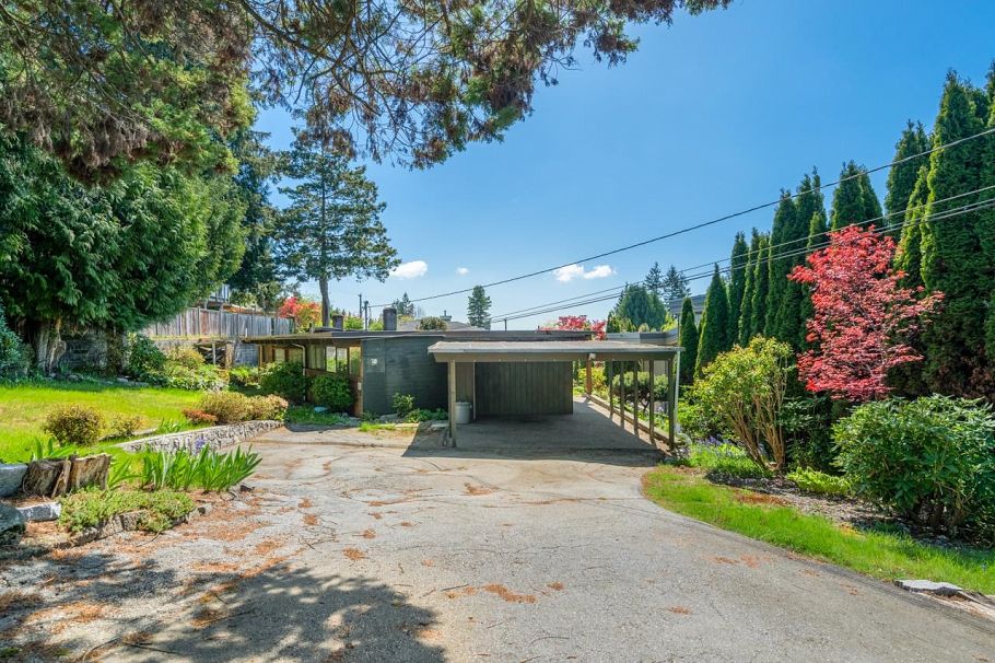 241 W Balmoral Road North Vancouver, BC - 4