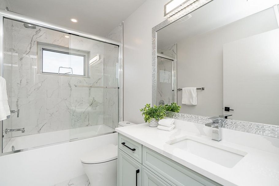 48 E 57th Avenue Vancouver, BC - 26