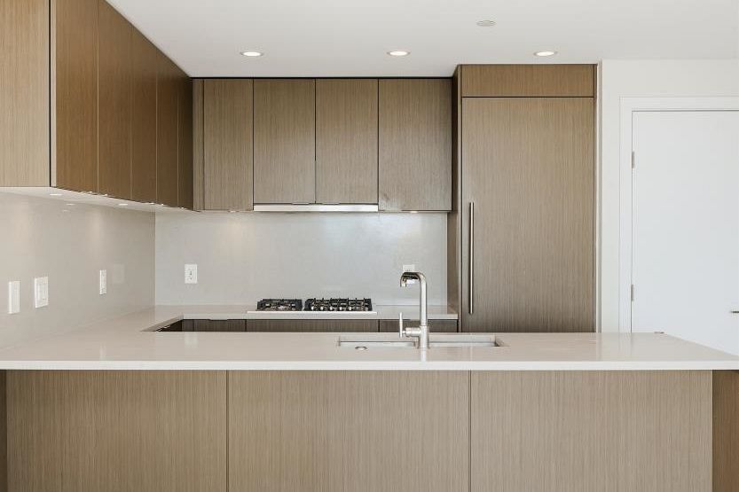 1702 125 14th Street North Vancouver, BC - 20