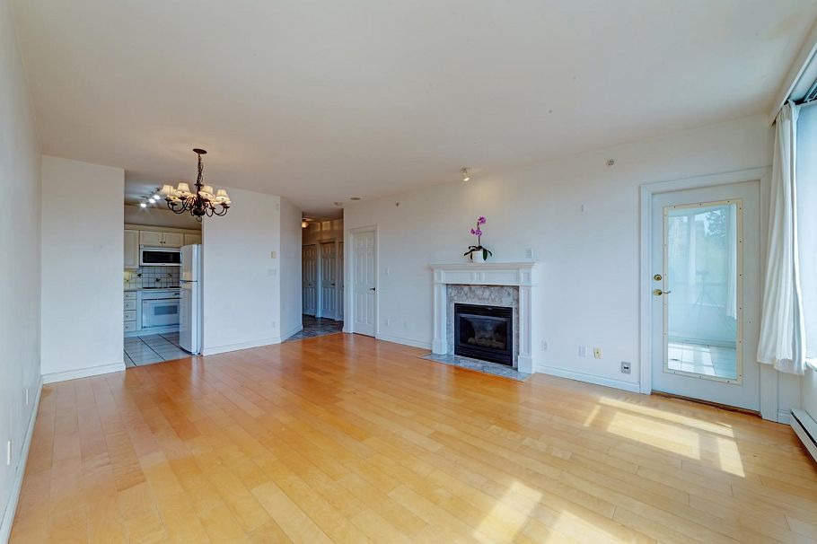 504 2580 Tolmie Street Vancouver, BC - 5