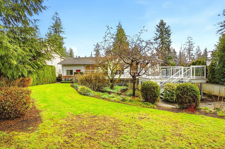 2522 Bronte Drive North Vancouver, BC - 20